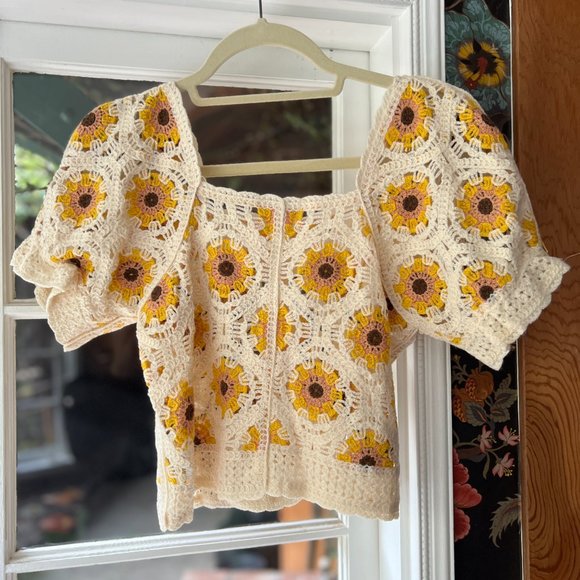 RedBerry Aussie Crochet Button-Up Top S/M - Picture 2 of 10